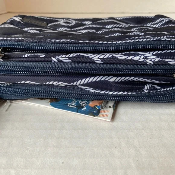 Lug Roundabout 2 Convertible Wallet Crossbody Nautical Navy New - Picture 5 of 16